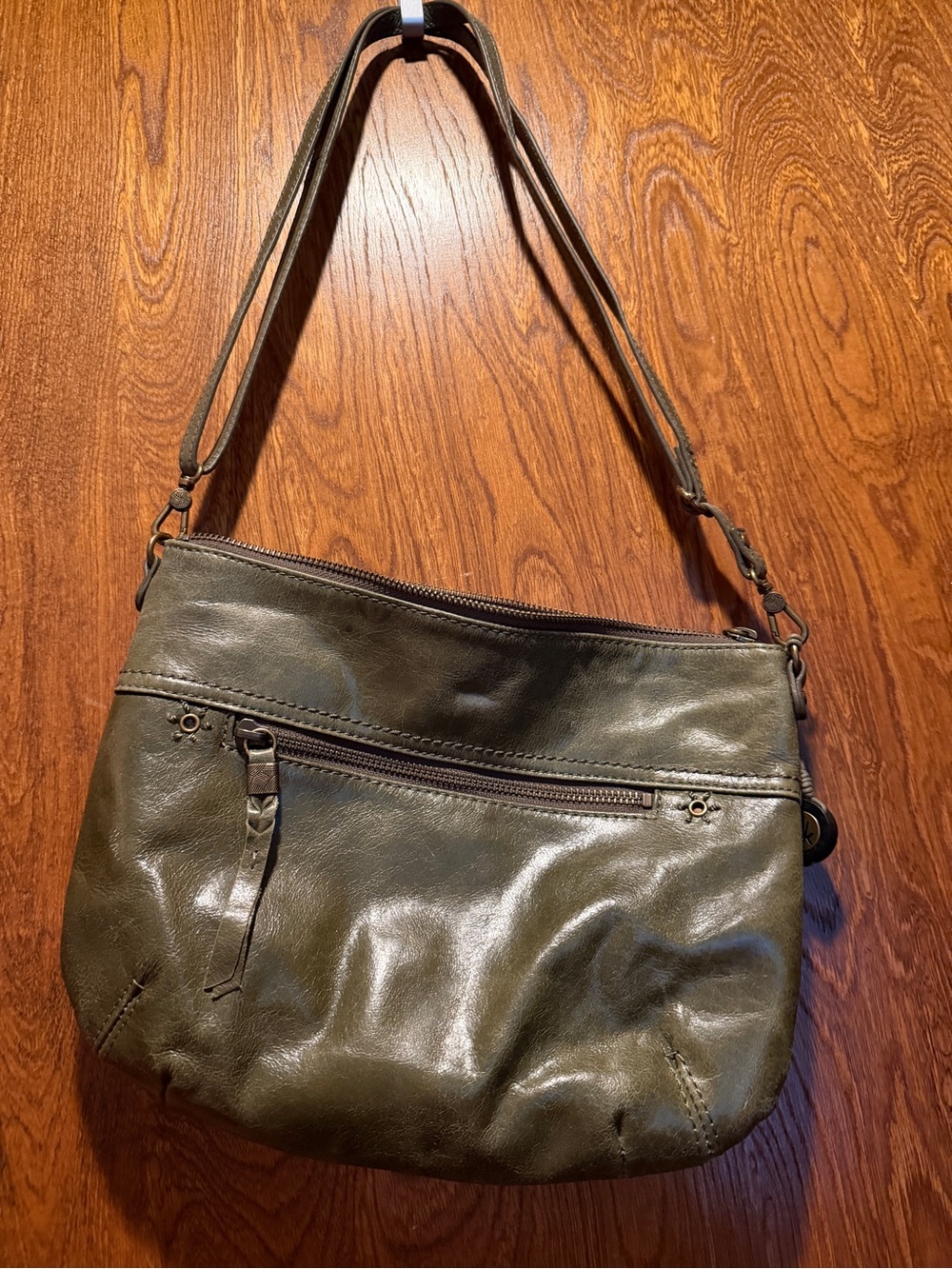 The Sak Olive Leather Shoulder Bag - multicolor interior